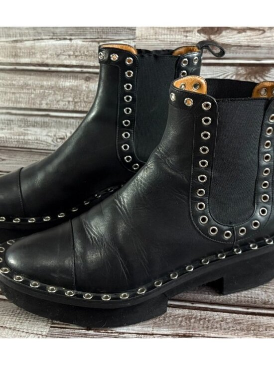 Robert Clergerie Shoes - Robert Clergerie leather studded Chelsea boots size 38.5 US 8.5 color black